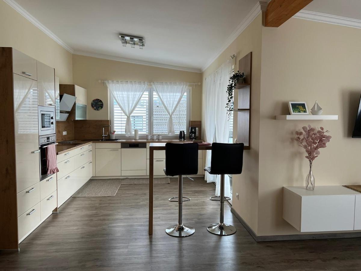Gemuetliche Wohnung In Velden! Velden am Wörthersee Exterior foto